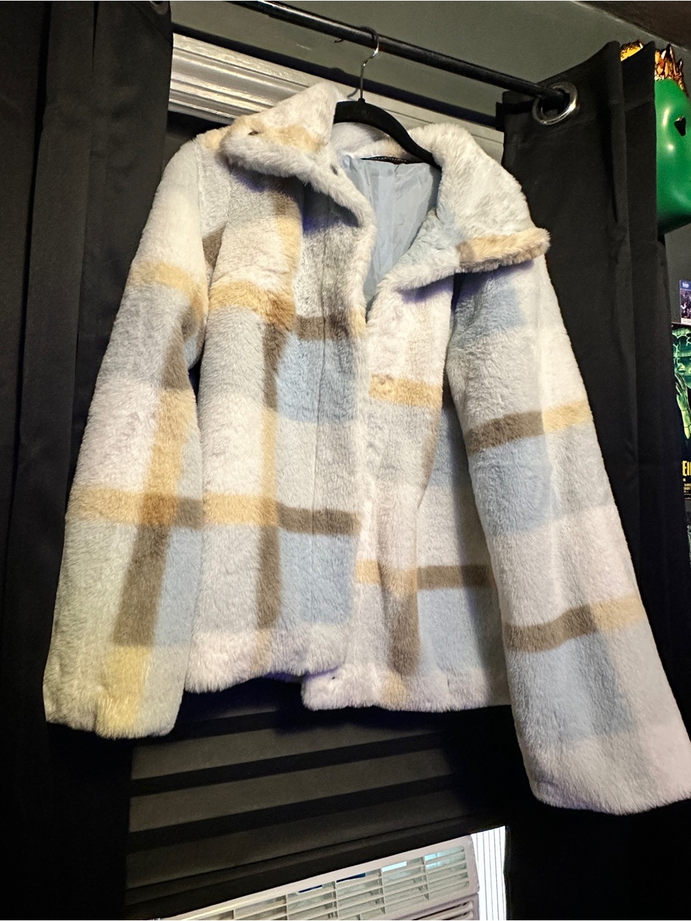 Colleen Lopez Bell-Sleeve Faux Fur Jacket with Pockets